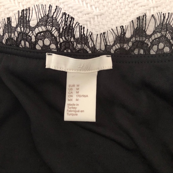 H&M velvet tank with eyelash lace detail - Picture 4 of 4